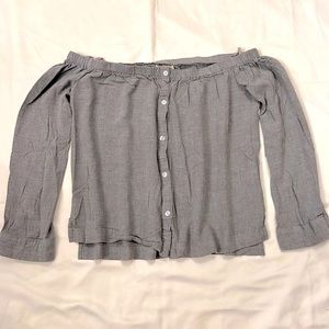 Cloth & Stone, Anthropologie, 100% rayon off the shoulder size small